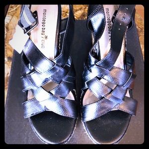 Wedge sandals